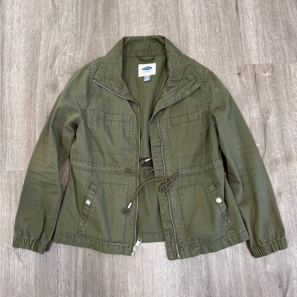 Old Navy green canvas field jacket. Size Xs Petite